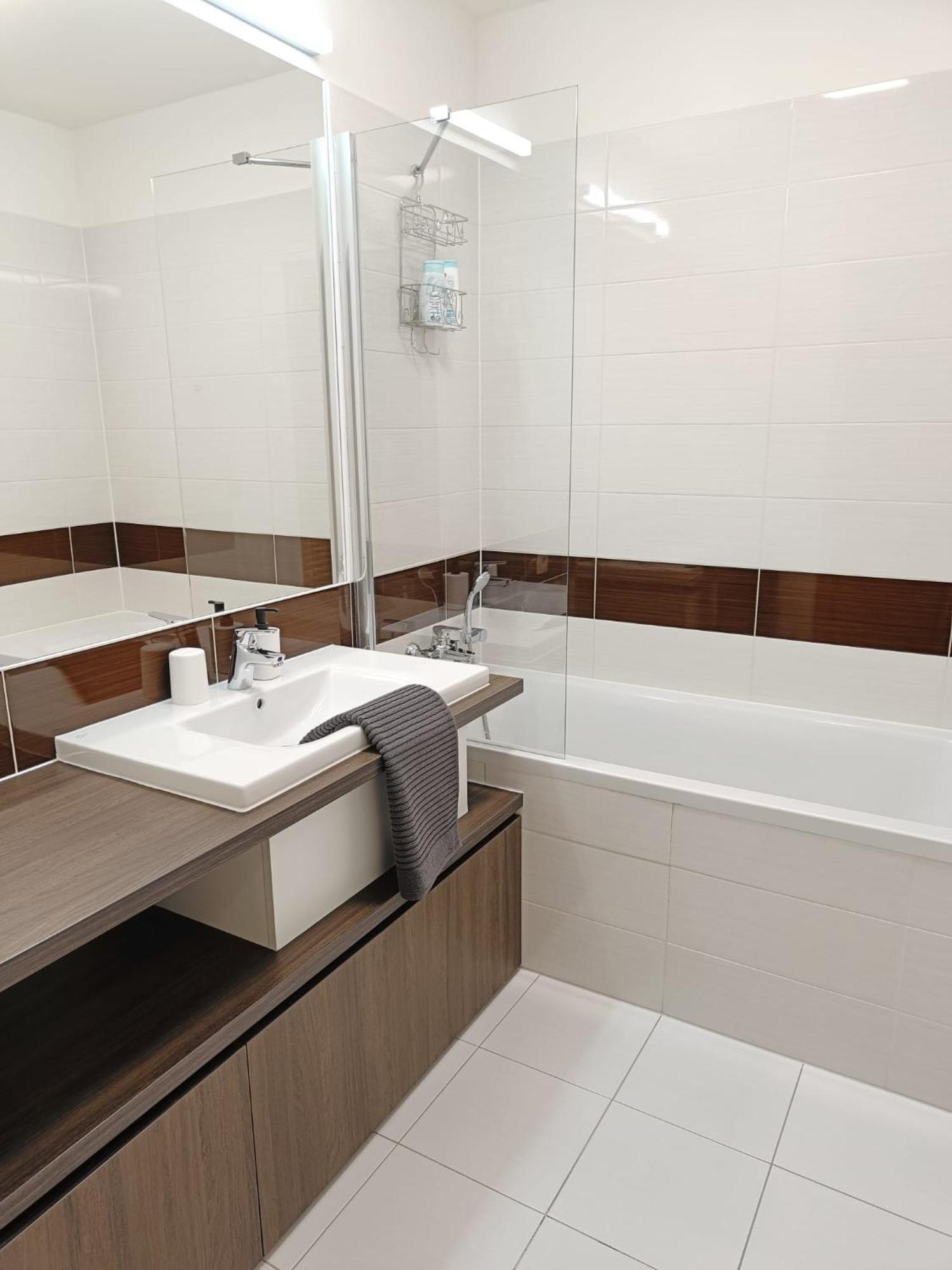 Sag Panorama View 2 Rooms Free Parking Free Wifi Bratislava Esterno foto